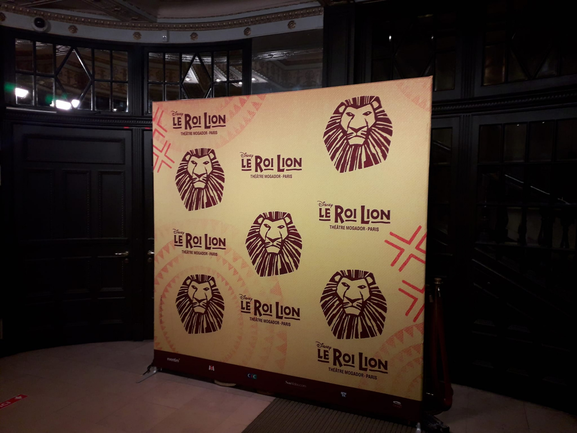 Comédie musicale Le Roi Lion au théâtre Mogador